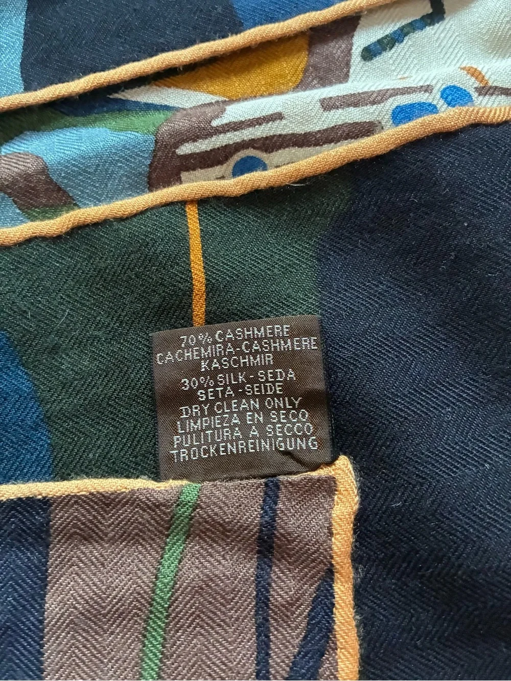 Hermes En Liberté! 140cm Cashmere/Silk Stole Pristine
